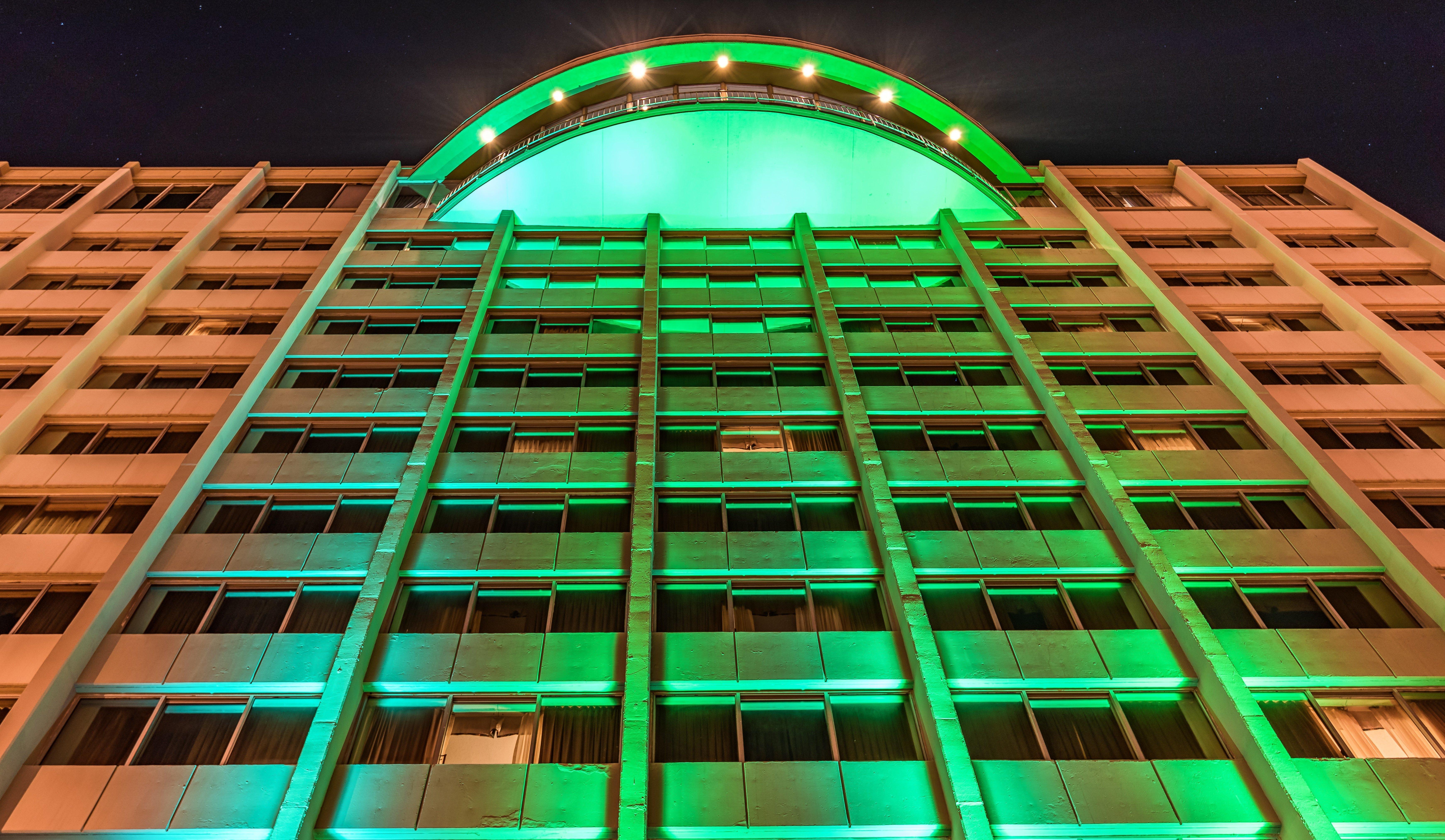 Holiday Inn Des Moines-Downtown-Mercy Campus By Ihg Exterior foto